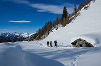 Salita con ciaspole da Carona al Rifugio Calvi con tanta neve (4 gennaio 2009)  - FOTOGALLERY